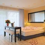 Cityhotel Kaiser Karl מלון