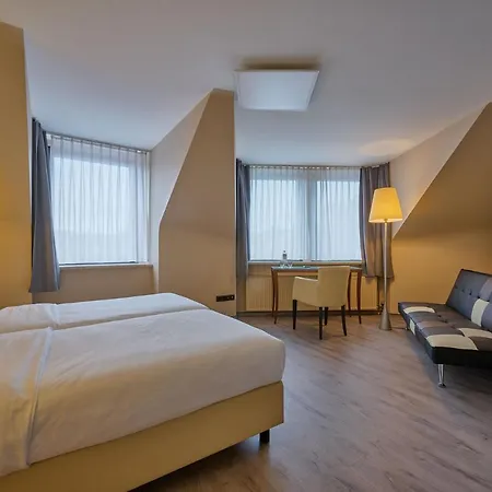 فندق Cityhotel Kaiser Karl 3*