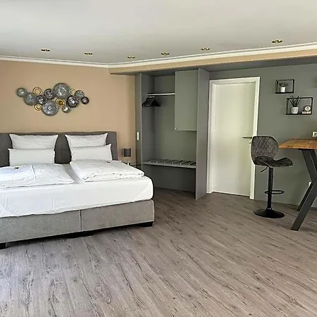 Cityhotel Kaiser Karl אאכן