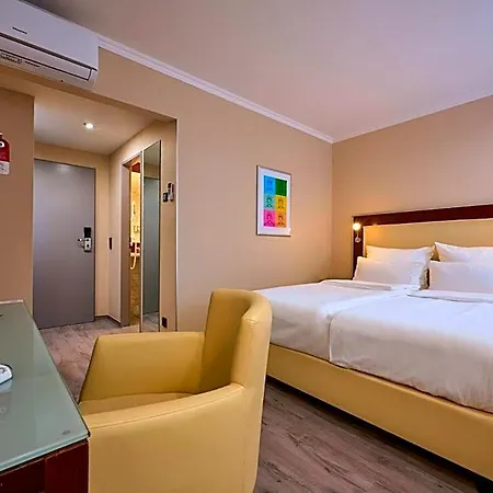 מלון Cityhotel Kaiser Karl 3*