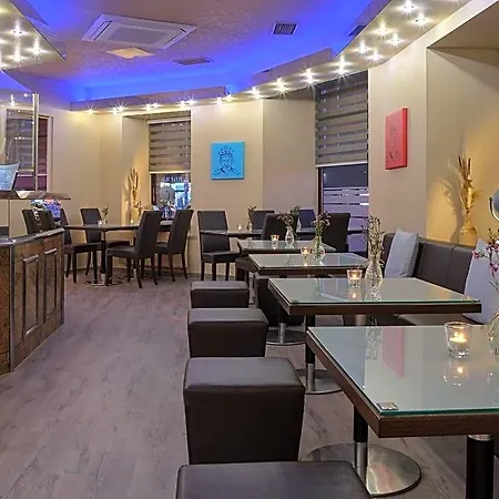מלון Cityhotel Kaiser Karl אאכן