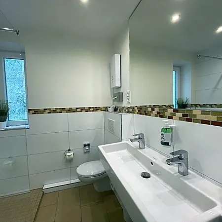 מלון Cityhotel Kaiser Karl 3*