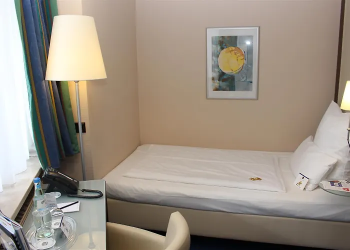 Cityhotel Kaiser Karl فندق 3*