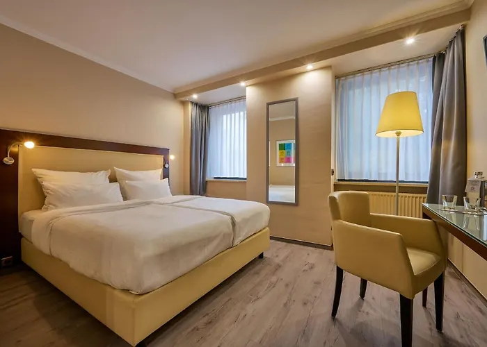 Cityhotel Kaiser Karl 3* آخن