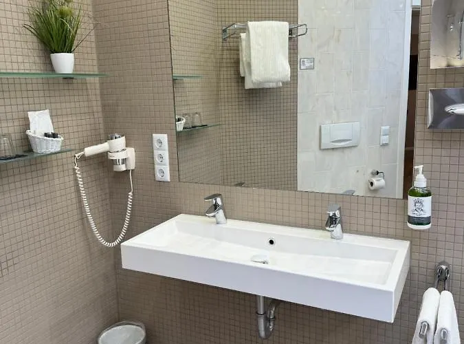 فندق Cityhotel Kaiser Karl